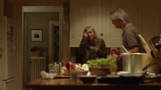 فیلم جنایی رمزآلود November Criminals 2017-با بازی کلوی گریس مورتز-با زیرنویس چسبیده