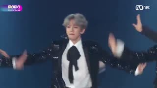 اجرا Ka-Ching از EXO در MAMA 2017 In Japan