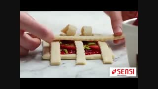 فیلم آموزشی تهیه پای توت فرنگی