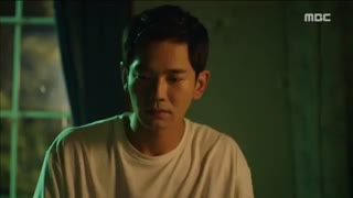 مردی که میزها رو می چینه cat7