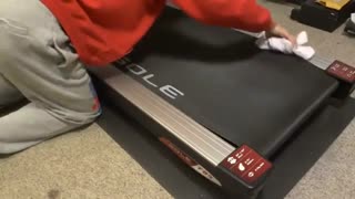 چگونه یک تردمیل را روغن  کاری کنیم ؟ در وب سایت فروشگاه معرف کالا