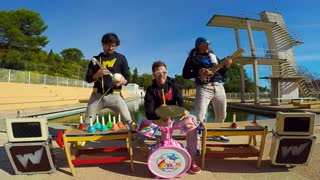 کاور کامل Smells Like Teen Spirit با سازهای اسباب بازی