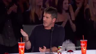 تلنت آمریکا.مردی با قدرت شوک الکتریکی0_0