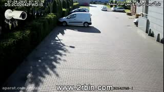 دوربین 4 مگاپیکسل بولت هایک ویژن DS-2CD2642FWD-IS