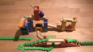 چیدمان دیدنی دومینو و تریکس ترکس