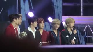 برد bts برای بهترین آلبوم سال 2018^^ تبریک به همه ی آرمی ها(مخصوصا خودم^^)