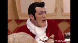 وقتی معلم رو با ورقه های امتحانی می بینی ..