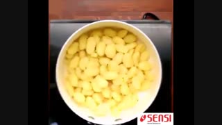 فیلم آموزشی تهیه نوکی با بروکلی و پنیر