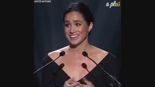 اینو ببینید و مقایسه کنید با زن کوته فکر ایرانی  که توی صدا و سیما به زنان ایرانی توصیه میکنه که...