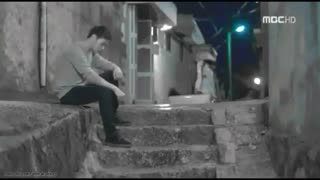 دلم برات تنگ شده ♡گوشه گوشه ی این شهر بارونی تورو یادم میاره...