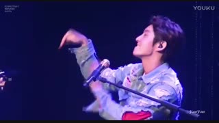 یه میکس بامزه از تولد 2015 لی جونگی