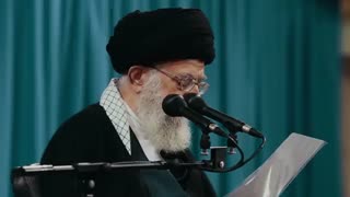 در پناه پرچم انقلاب