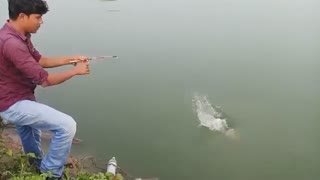 فیلم اموزش ماهیگیری کپور با قلاب