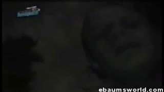 روح در قبرستان