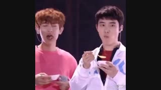 وقتی بر و بچ اکسو یه چیز کوفتی و بدمزه میخورن