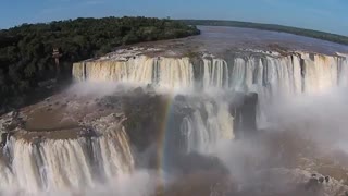ایگوازو بزرگترین آبشار دنیا در برزیل و آرژانتین