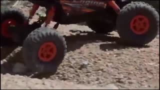 ماشین کنترلی 18428 WL Toys | مخصوص سطوح ناهموار