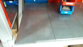 قفسه فلزی پیچ و مهره ای مشبک