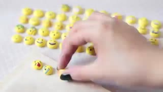 آموزش ساخت استیکر با خمیر ایتالیایی