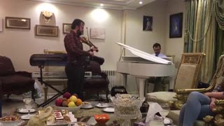 آموزش ویولن مدرس ویلن ( حضوری و آنلاین) ویالن ویالون ویلون ۰۹۱۲۲۹۰۵۶۱۱