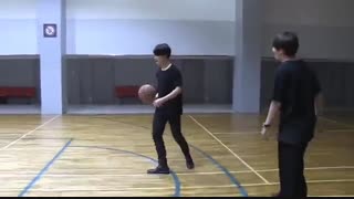jimin and V basketball]지민이랑 뷔(teahyung) 농구 in the concert hall