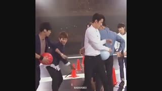 EXO SEHUN & BAEKHYUN VS XIUMIN & CHANYEOL