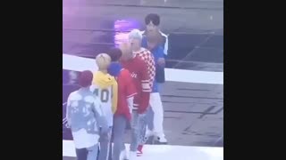 چقدر سر این صحنه جین و جیمین سواستفاده کردن