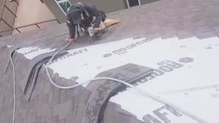 نصب سقف شیبدار در شیب بالا