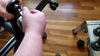 آموزش تعویض چرخ صندلی اداری | Nect.ir