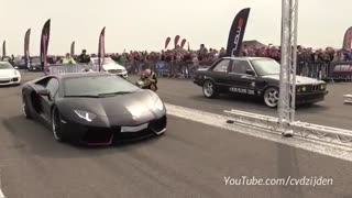 مقایسه شتاب BMW E30 افسانه ای با  لامبورگینی Aventador جوان