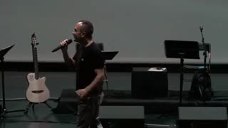 ویدیویی از پشت صحنه کنسرت احسان کرمی با گروه نوشه