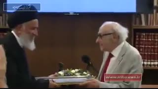 جایزه موقوفات دکتر محمود افشار به ژلیبر لازار جراحی بینی