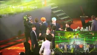 به مناسبت تولد لیدری*_*(ریاکشن اعضا به نامجون)