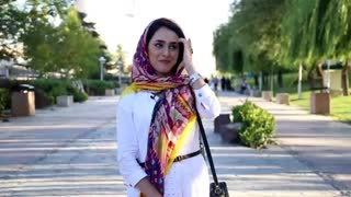 واکنش های مردم به دیدن بزرگترین پرچم عزای ایران