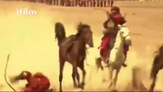 کلیپ فوق العاده زیبای نماز خواندن امام حسین (ع) در روز عاشورا_حتما ببینید