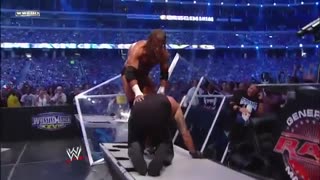 مسابقه کشتی کج نو هولدز بارد مچ آندرتیکر درمقابل تریپل اچ رسلمنیا 27 (کانال تلگرام ما wrestling_fa@)