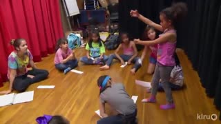 اموزش زبان انگلیسی با رقص